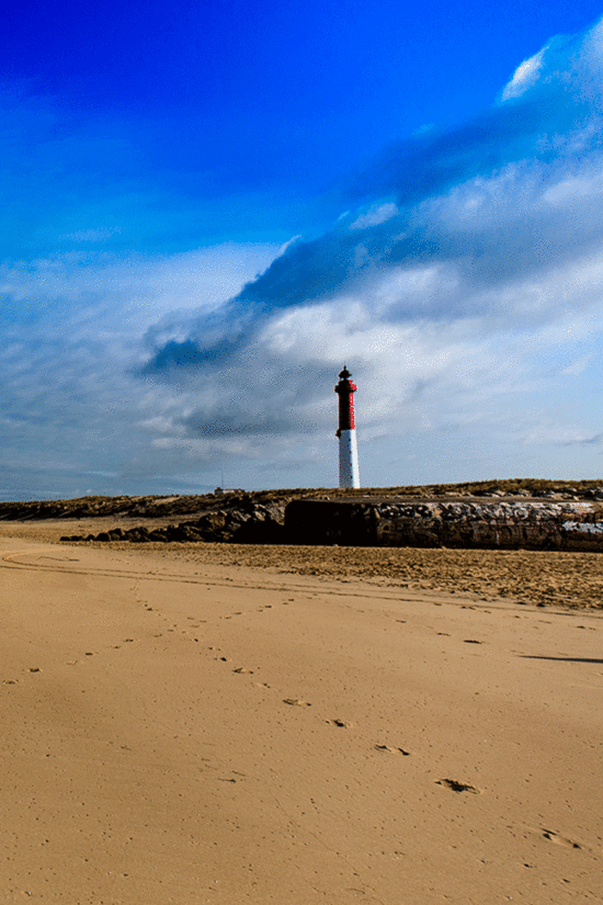 phare-plage-royan-cote-sauvage-les-gites-du-logis-saint-romain-de-benet-vacances-charente-maritime-saujon-saintes-balade-visite